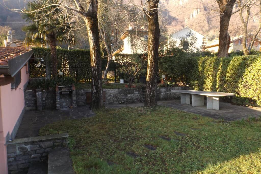 Como Lakeside Cottage - Lakefront Private Garden With Private Access To The Lake Onno Εξωτερικό φωτογραφία